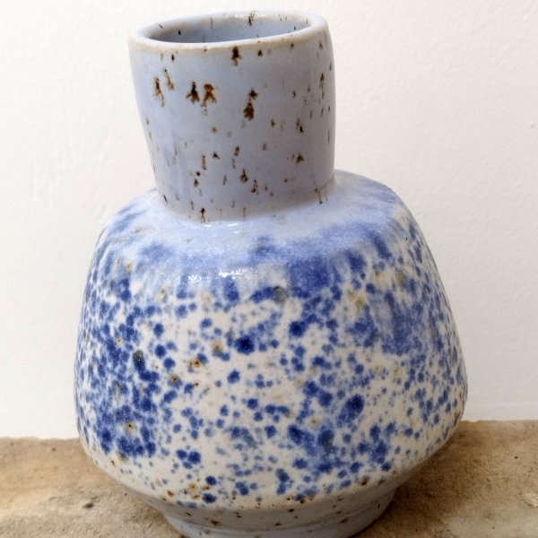 Vase gesprenkelt / h 13 cm / 23,00 €